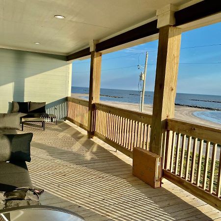 Oceanfront Home Near Hollybeach Cameron 외부 사진