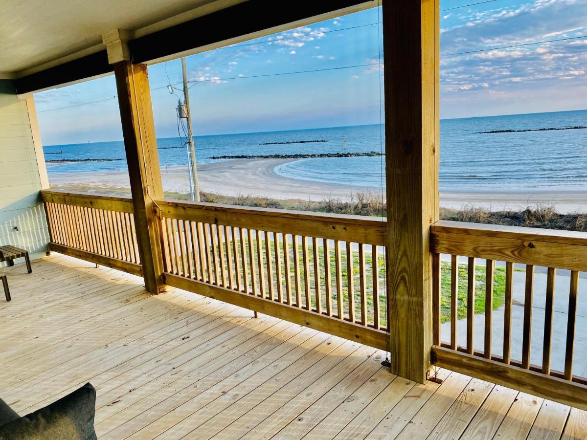 Oceanfront Home Near Hollybeach Cameron 외부 사진