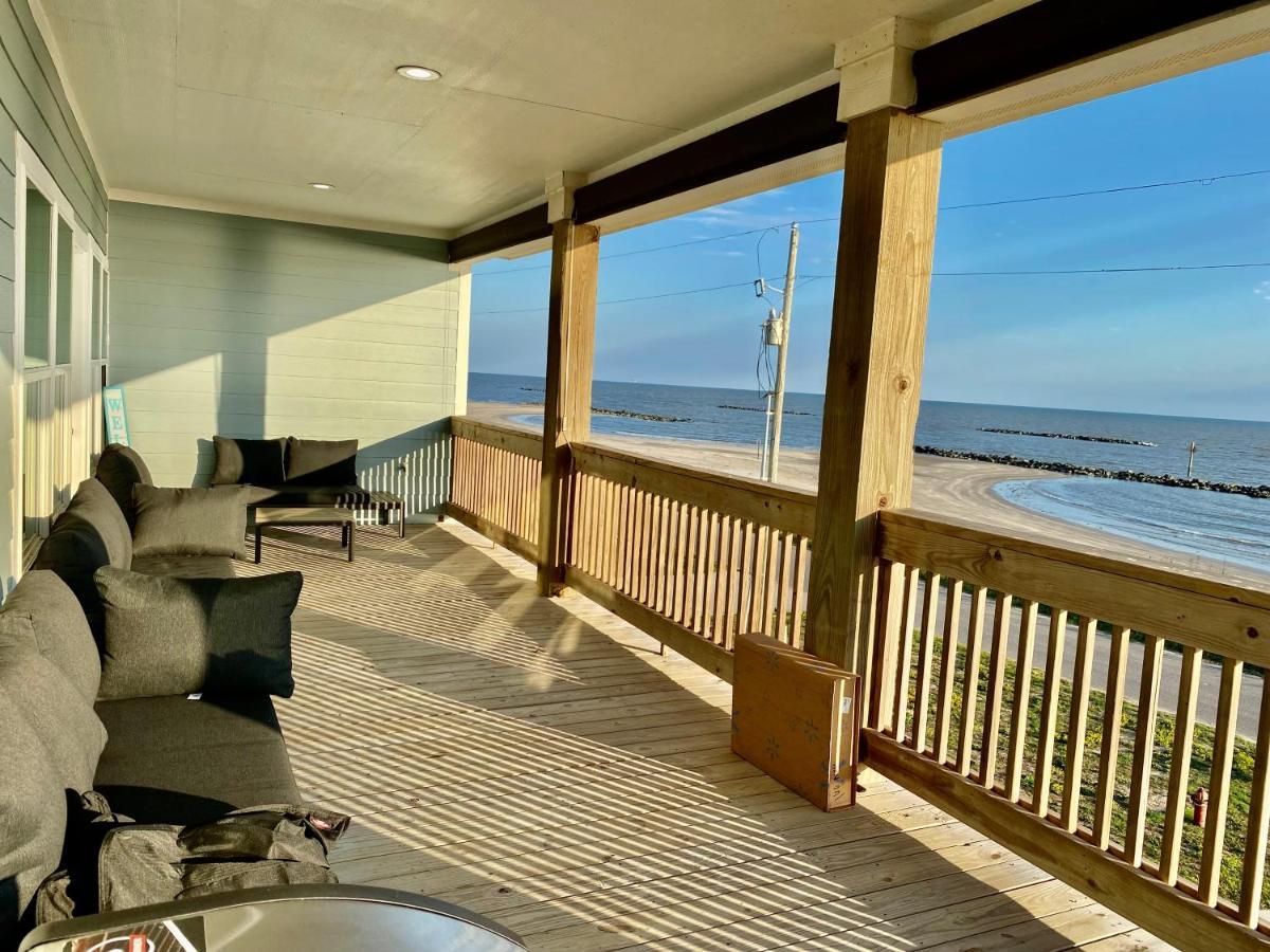Oceanfront Home Near Hollybeach Cameron 외부 사진